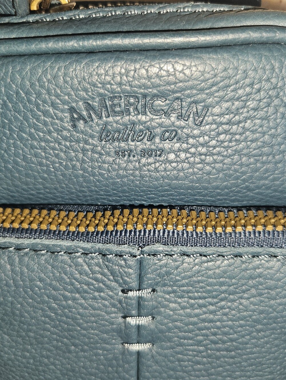 American Leather Co. Cleveland Mini Crossbody Bag - Picture 10 of 12